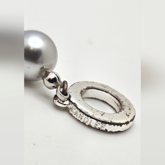 ๐ข3/$19๐ข CAROLEE Vintage Gray Silver Knotted Pearl Toggle Bracelet - Picture 4 of 4